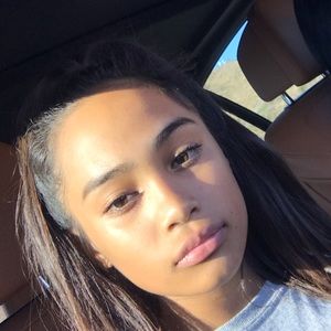 Meet your Posher, Zoey